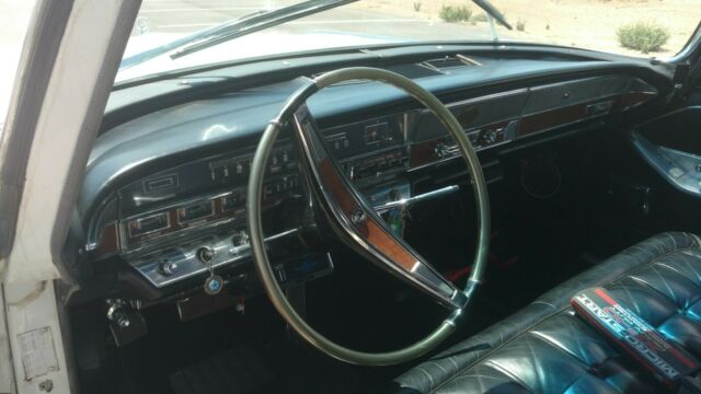 1965 Chrysler Imperial Crown - photo 10