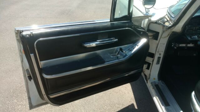 1965 Chrysler Imperial Crown - photo 9