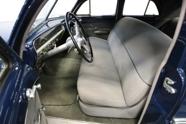 1951 Lincoln Sedan -- - photo 5