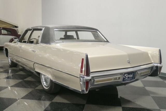 1970 Cadillac Fleetwood Brougham - photo 10