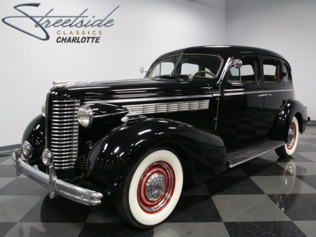 LUXURY, STRAIGHT 8, 3 SPD, 74K ACT MI, SOLID, CLEAN, MOHAIR SIMULATED INT, FUN!! 1938 Buick Special 40 Series Trunkback Sedan