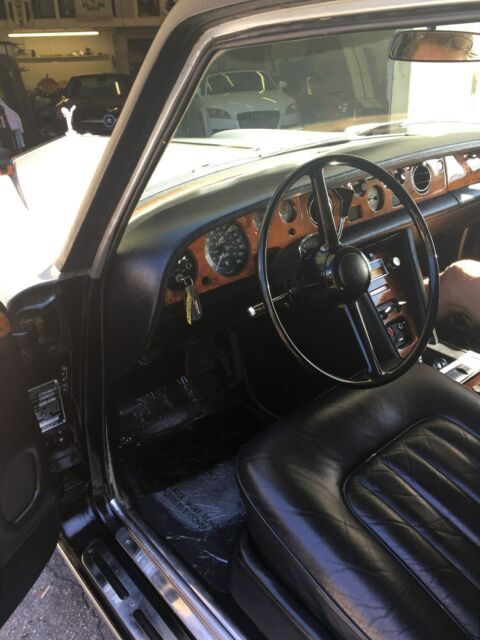 1974 Rolls-Royce Silver Shadow BLACK - photo 3