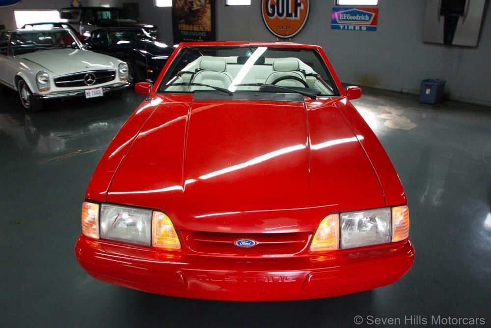 1992 Ford Mustang Very Low Miles, EXCELLENT CONDITION - photo 3