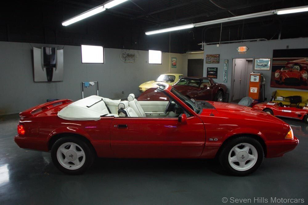 1992 Ford Mustang Very Low Miles, EXCELLENT CONDITION - photo 5