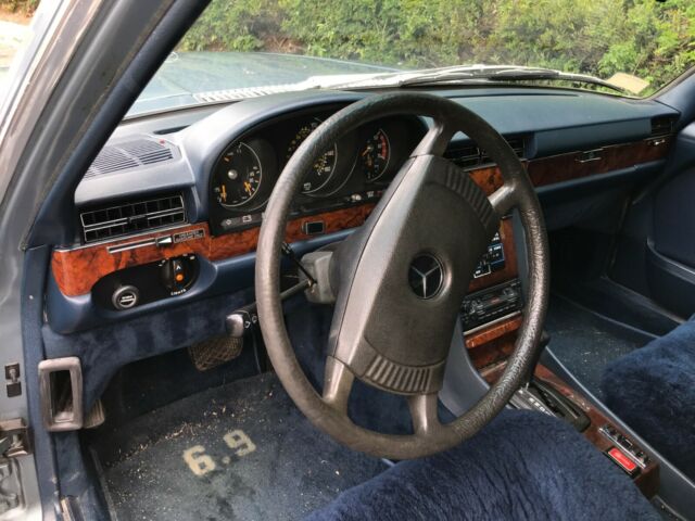 1979 Mercedes-Benz 6.9 - photo 10