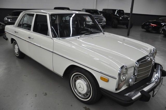 1974 Mercedes-Benz 200-Series - photo 8