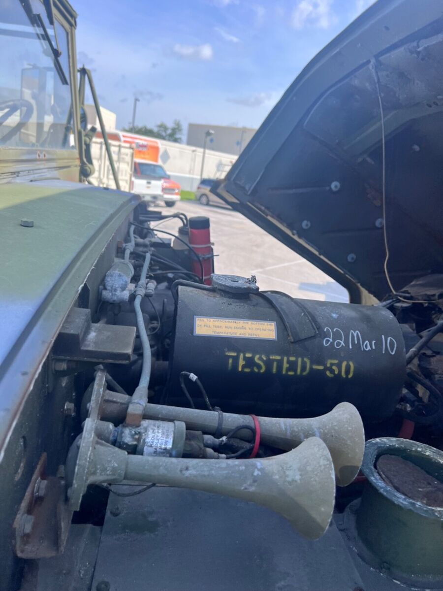 1980 AM General HMMWV (Humvee) M931A1 6x6 5 Ton Semi Truck - photo 3