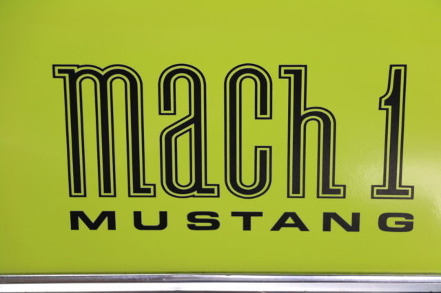Mach 1 - Original paint in EXCELLENT condition - 351W - Auto - Fold down seat 1972 Ford Mustang Mach 1