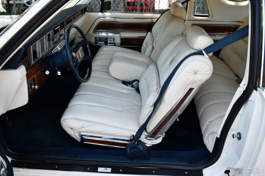 1980 Lincoln Continental Mark VI 351ci Auto 28,768 Actual Mi - photo 12