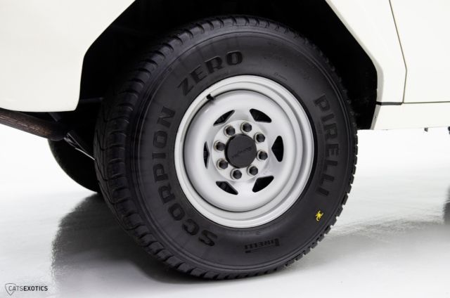 1988 Lamborghini LM002 - photo 7