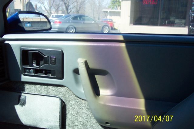 1987 Pontiac Fiero sport coupe GT - photo 11