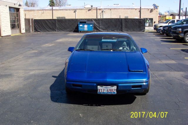 1987 Pontiac Fiero sport coupe GT - photo 2