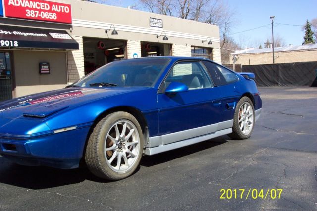 1987 Pontiac Fiero sport coupe GT - photo 3