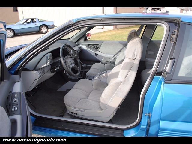 1991 Pontiac Grand Prix GT Coupe 2-Door - photo 2