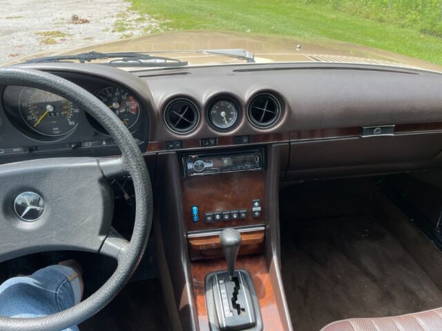 1984 Mercedes-Benz SL-Class - photo 11