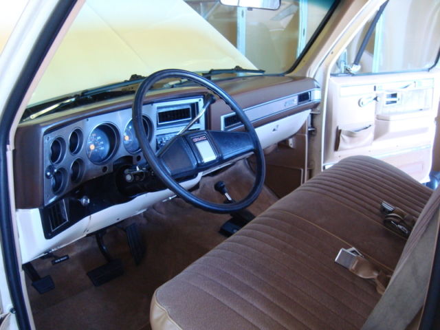 1987 Chevrolet C/K Pickup 2500 - photo 6