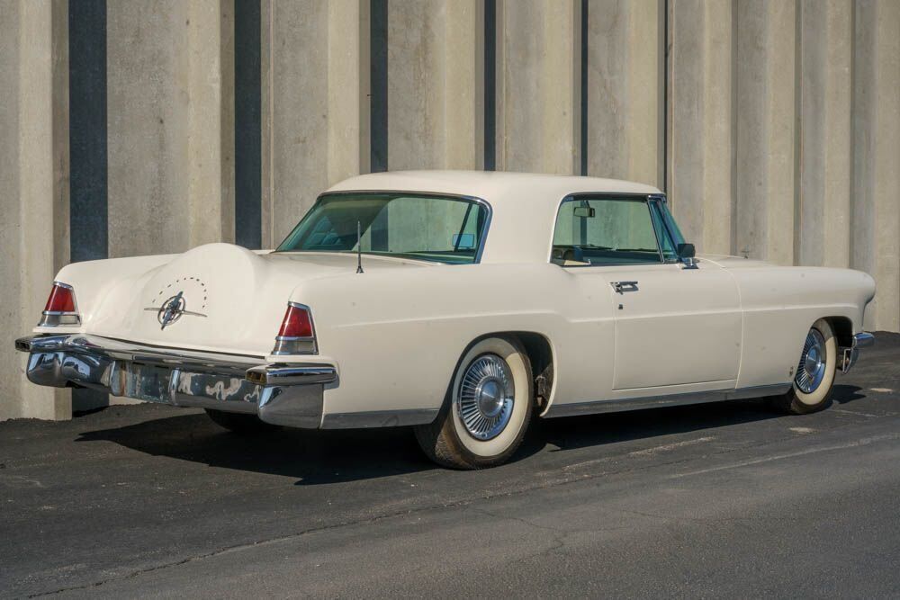 1957 Lincoln Continental Mark II Coupe - photo 4