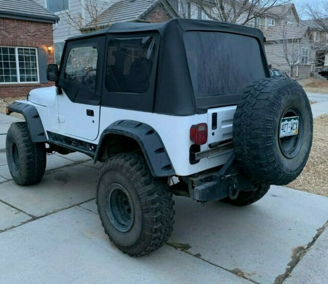 1994 Jeep Wrangler SE - photo 3