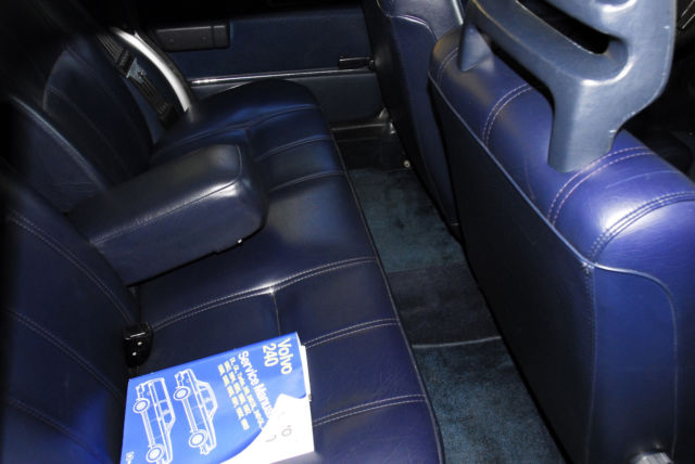 1986 Volvo 240 5 Speed - photo 11