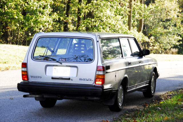 1986 Volvo 240 5 Speed - photo 5