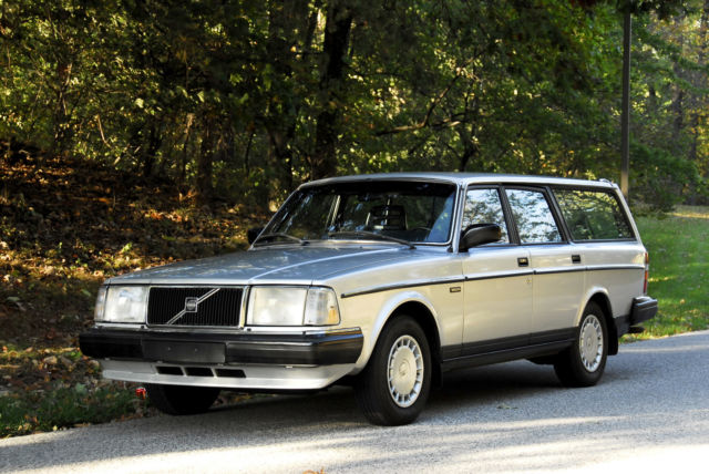 1986 Volvo 240 5 Speed - photo 9