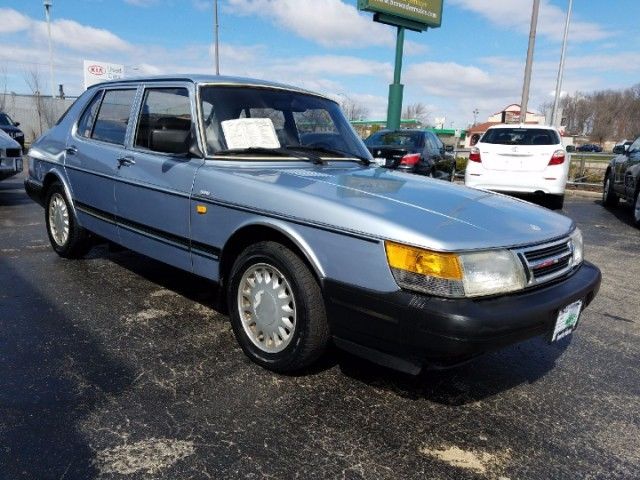 1987 Saab 900 Base - photo 4