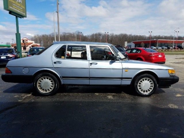 1987 Saab 900 Base - photo 5
