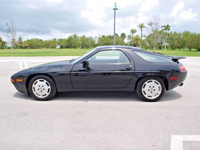 1989 Porsche 928 S4 - photo 2