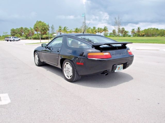 1989 Porsche 928 S4 - photo 3