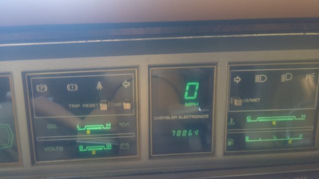 1985 Chrysler LeBaron Town & Country - photo 8