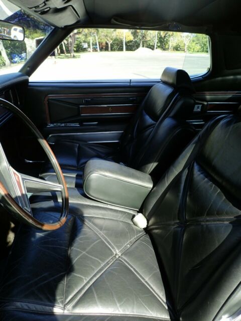 1970 Lincoln Continental Mark III - photo 3