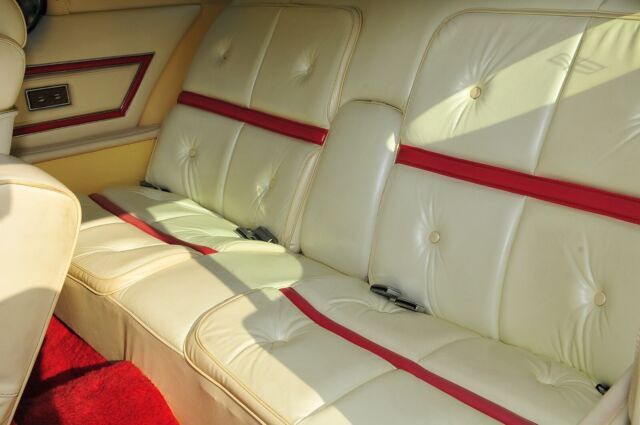 1975 Lincoln Continental - photo 8