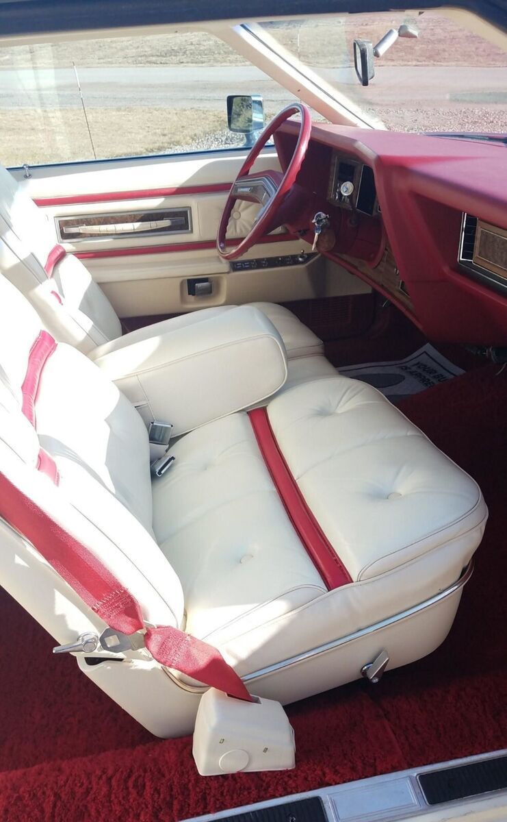 1975 Lincoln Continental - photo 11