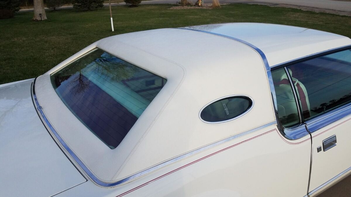1975 Lincoln Continental - photo 8