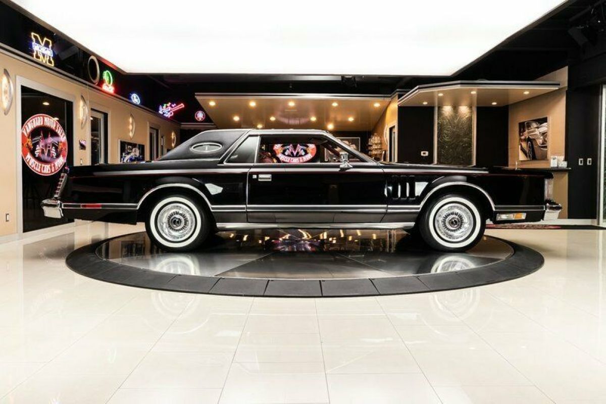 1979 Lincoln Mark V - photo 10