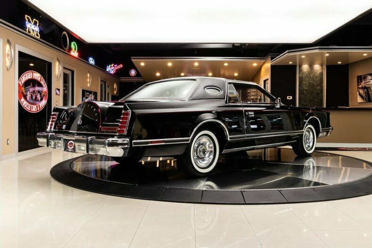 1979 Lincoln Mark V - photo 11