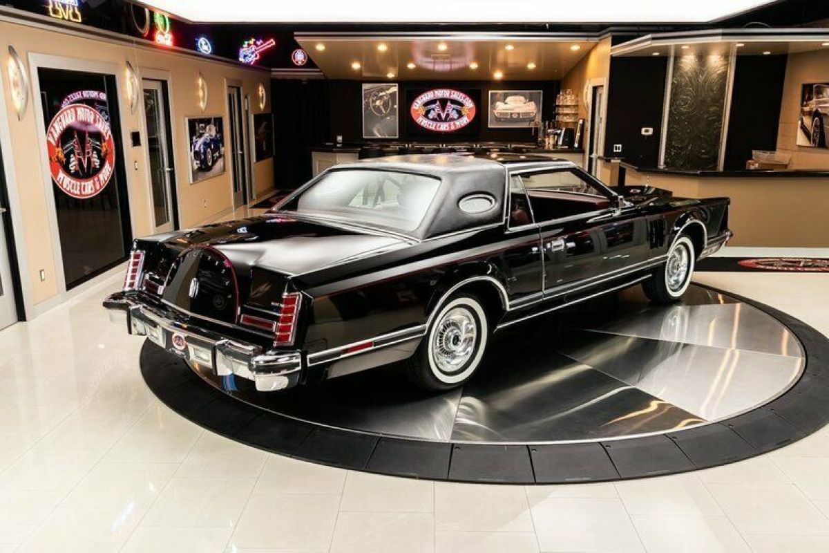 1979 Lincoln Mark V - photo 12
