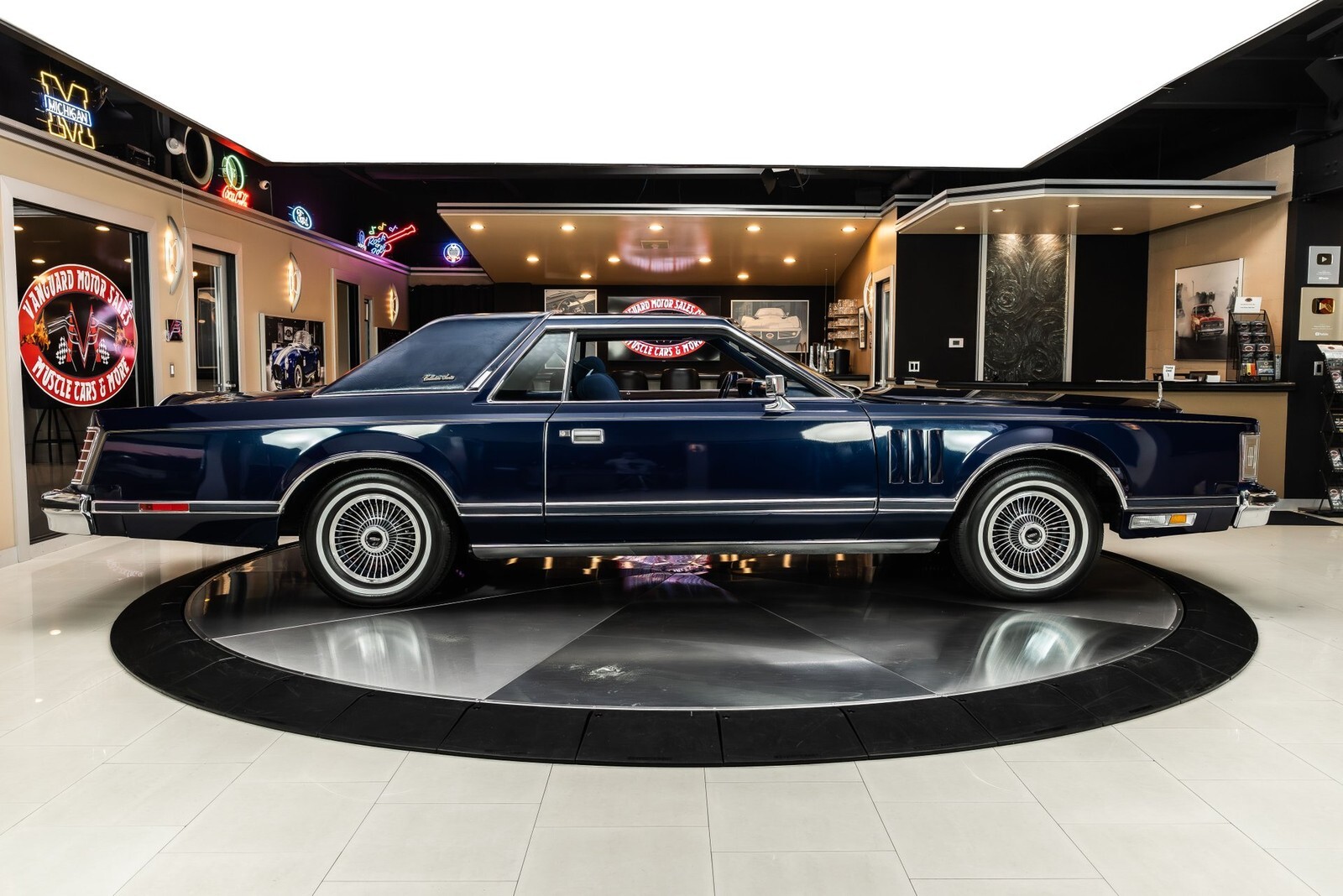 1979 Lincoln Continental Mark V Collector's Series - photo 12
