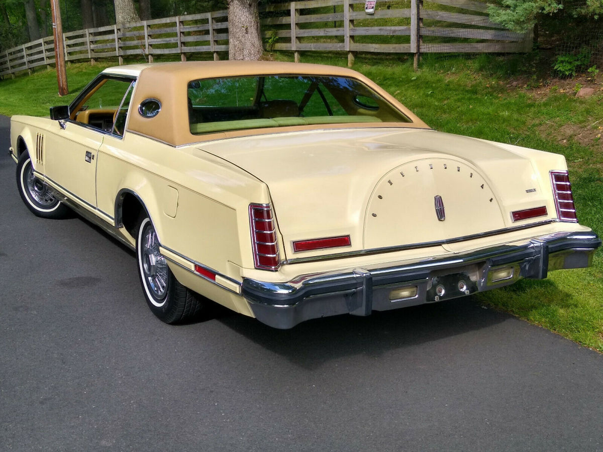 1977 Lincoln Continental - photo 4