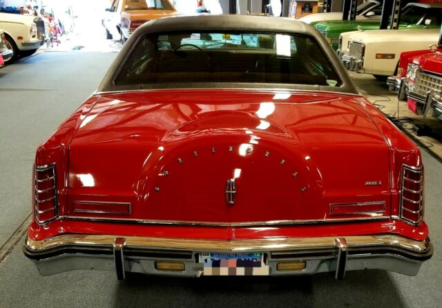 1979 Lincoln Continental mark V - photo 2