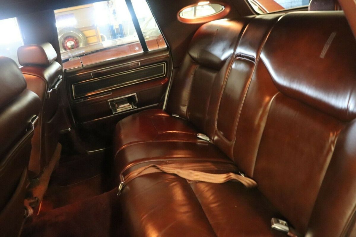 1983 Lincoln Continental - photo 3