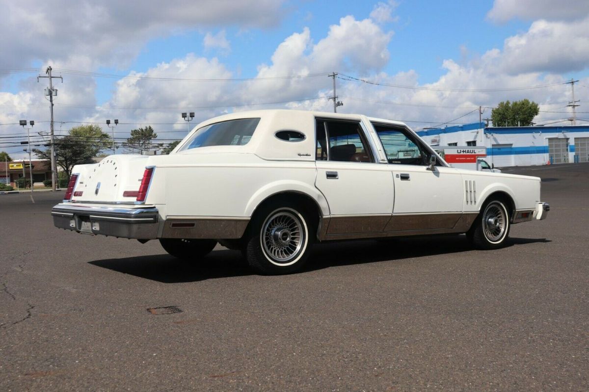 1983 Lincoln Continental - photo 7