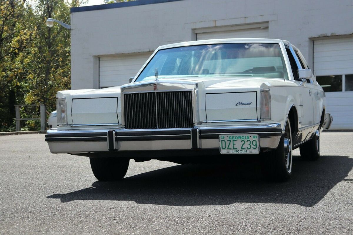 1983 Lincoln Continental - photo 9