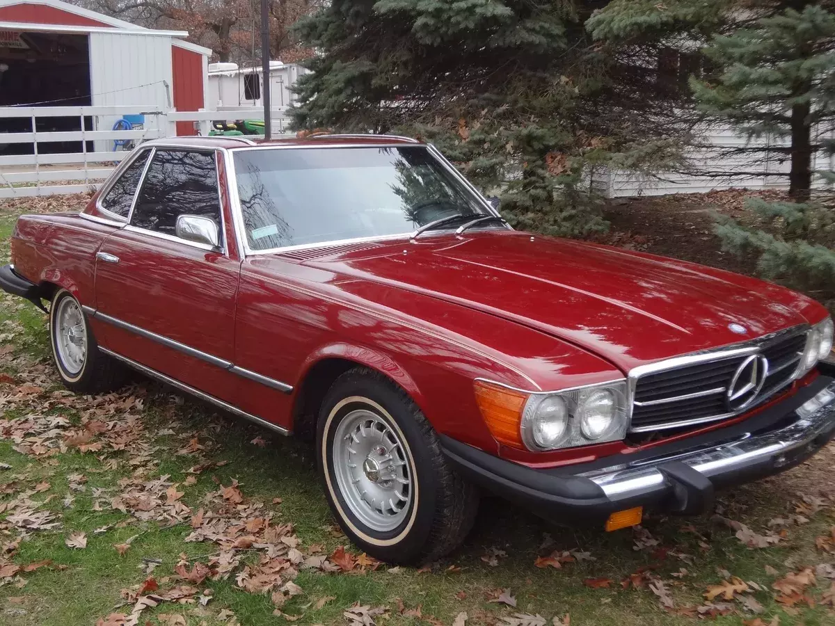 Maroon 1975 Mercedes 450SL Roadster, Clean, Needs minor work 1975 Mercedes-Benz SL-Class Removable top