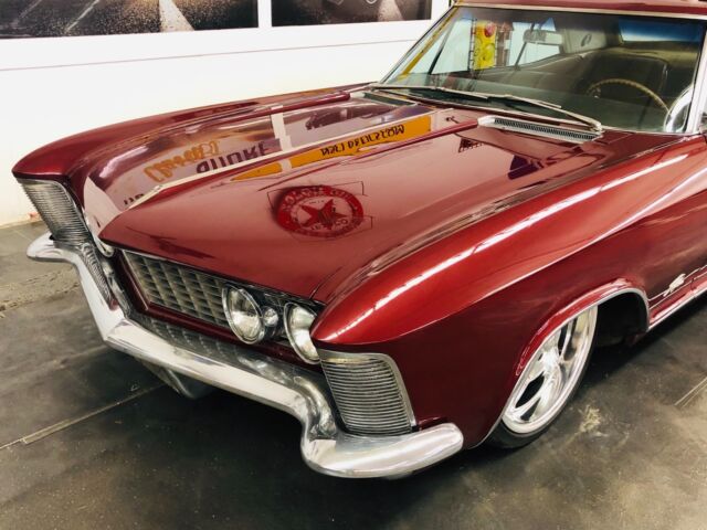 1963 Buick Riviera -LUXURY CLASSIC ON AIR RIDE - photo 4