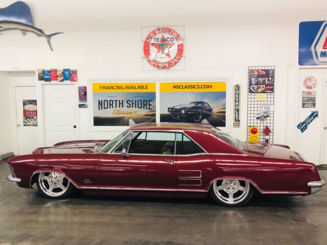 1963 Buick Riviera -LUXURY CLASSIC ON AIR RIDE - photo 7