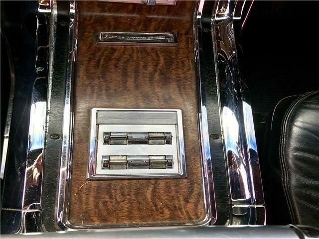 1966 Ford Thunderbird Landau - photo 10