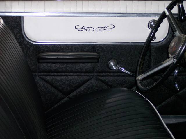 1966 Cadillac Martin Luther King's hearse in Memphis - photo 7
