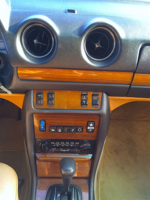1983 Mercedes-Benz 300-Series 300TD - photo 11