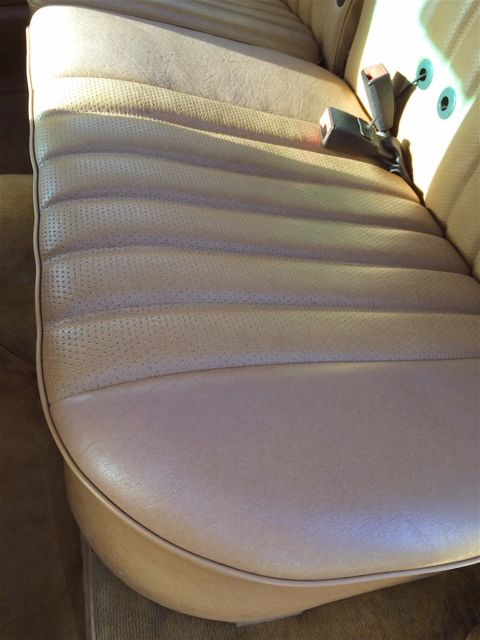 1983 Mercedes-Benz 300-Series 300TD - photo 6
